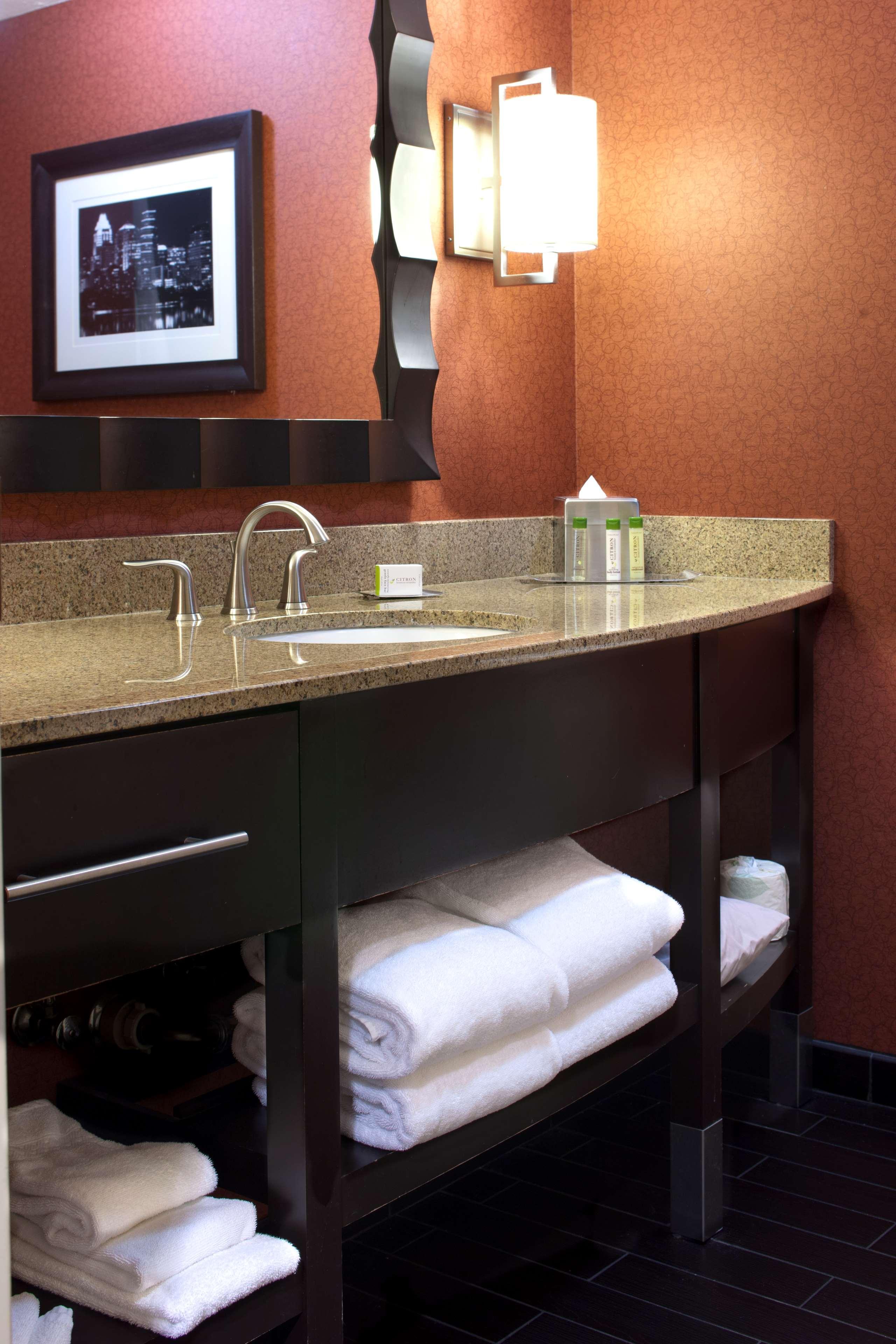 Doubletree By Hilton Austin-University Area Rom bilde